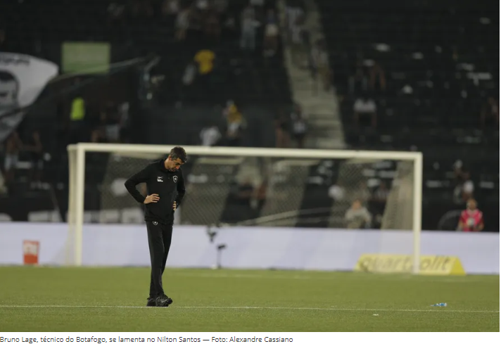 Botafogo decide demitir Bruno Lage em meio a sequência ruim e queixas de jogadores